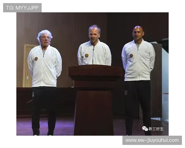 华哥明星足球队阵容揭晓 揭秘明星球员背后的训练与合作默契